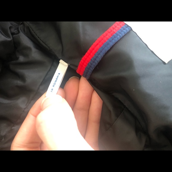 Authentic Moncler Taleve - 0/XS - Picture 9 of 16